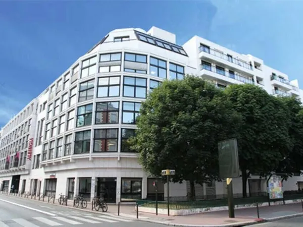 Bureau 118 m²