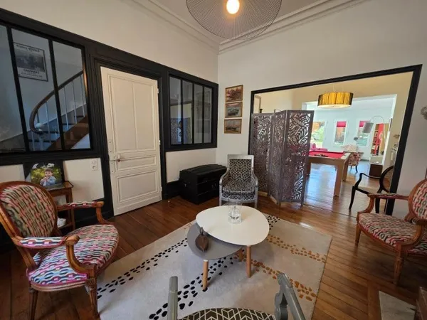 Maison Perigueux 7 pièce(s) 154 m2