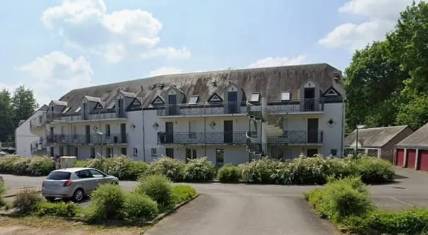 Appartement T2 de 39 m² en dernier étage exposé sud proche centre à pieds