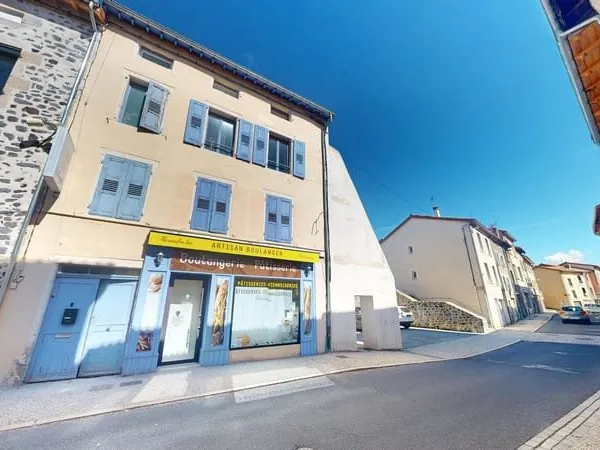 En exclusivité ! Immeuble avec local cial (boulangerie) , un