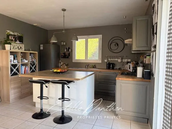 Maison de plain-pied 6 pièces 120 m²