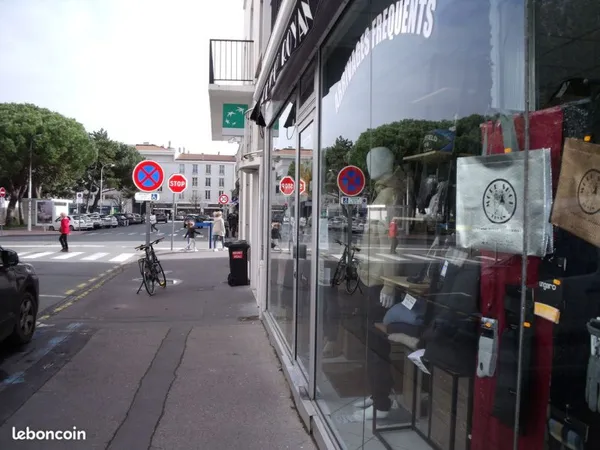 Urgent vente droit au bail à prix sacrifié de 35 000 e cause changement d 'activité de la gérante
