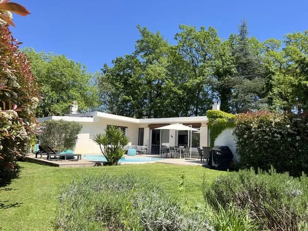 Maison de plain-pied 5 pièces 125 m²