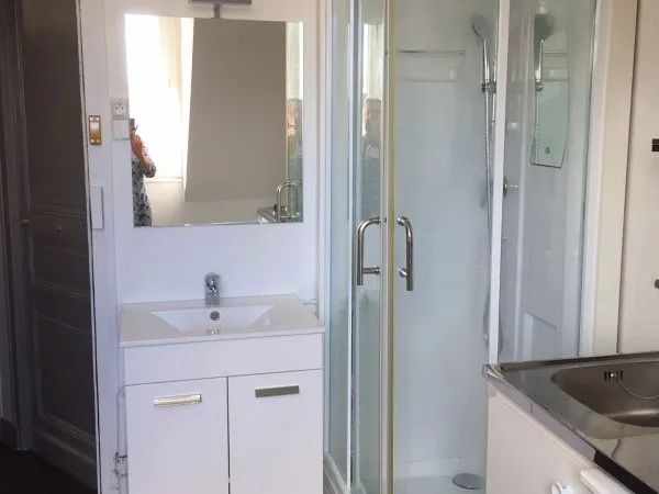 Loue chambre de service meublée Paris 16ème