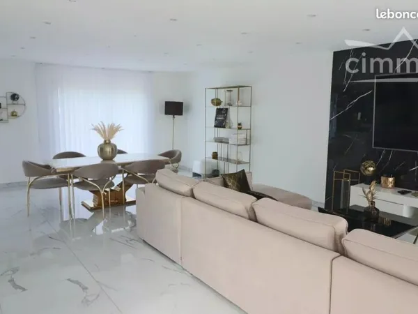 Maison 6 pièces 150 m²