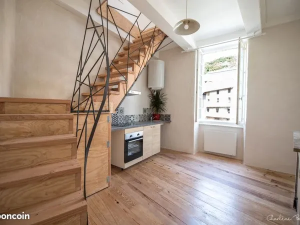 Magnifique T2 lumineux en Duplex - Tout confort & rénové à neuf