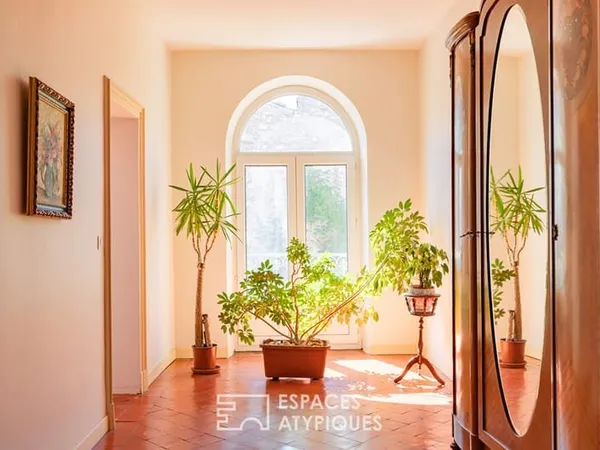 Élégante Maison de Maître et dépendances au coeur des Corbières