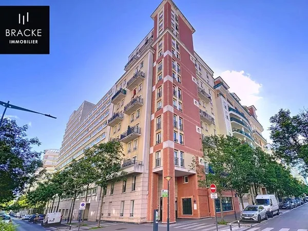 STUDIO DE 17M² Courbevoie