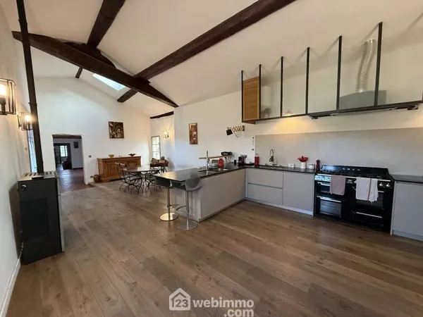 Maison 7 pièces 152 m²