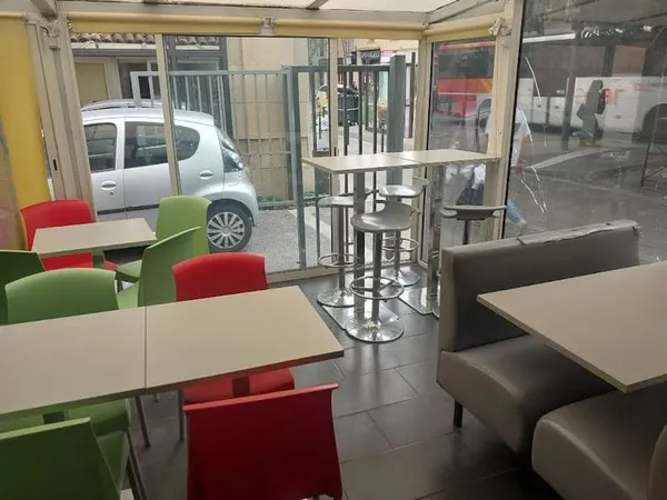 Fonds de commerce 55 m²