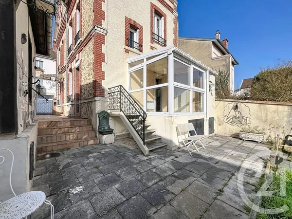 Maison 5 pièces 104 m²