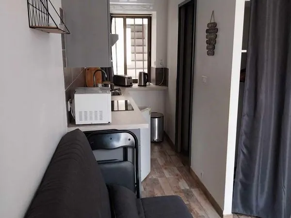 Studio fonctionnel et climatisé