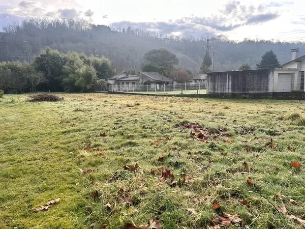 Terrain plat de 1892 M2 - JURANCON