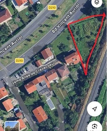 Terrain constructible 905m2 ( secteur Jardiland )