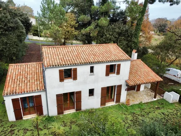 Saint trojan les bains , Grande Maison vue mer proche commer