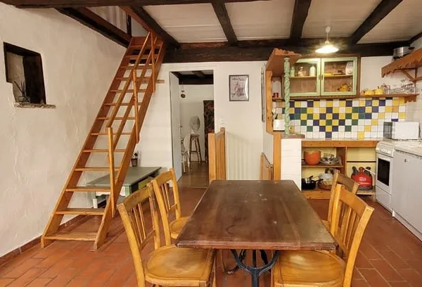A vendre maison de village meublée . Idéale pour rentabilité locative
