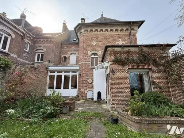 Maison 6 pièces 165 m²