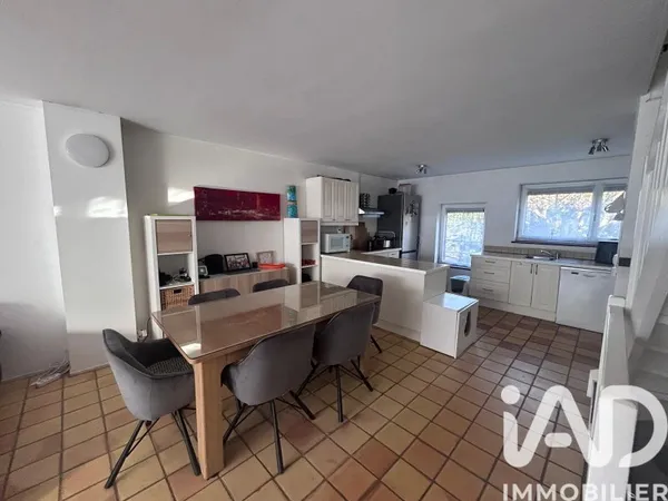 Maison 6 pièces 98 m²