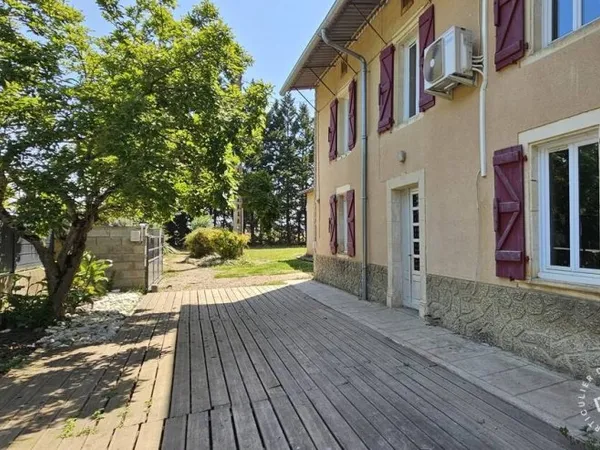 Maison 7 pièces 140 m²