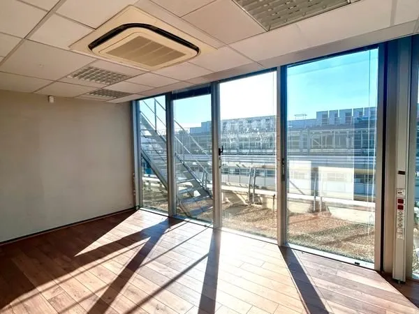 Atelier / bureau / espace de travail