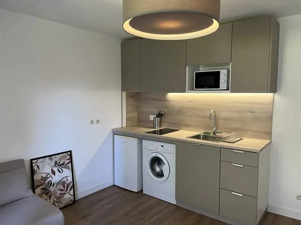 Studio de 19 M2 avec terrasse et parking en sous-sol