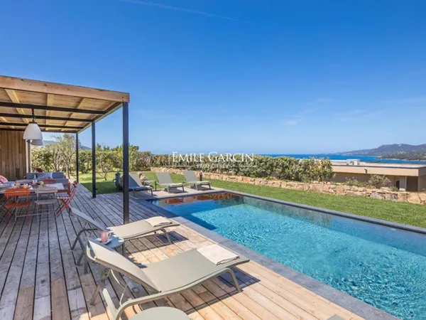 Villa contemporaine 3 chambres à louer à Propriano