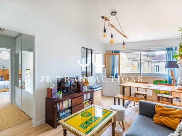 À vendre Appartement T2 entièrement rénové Bordeaux
