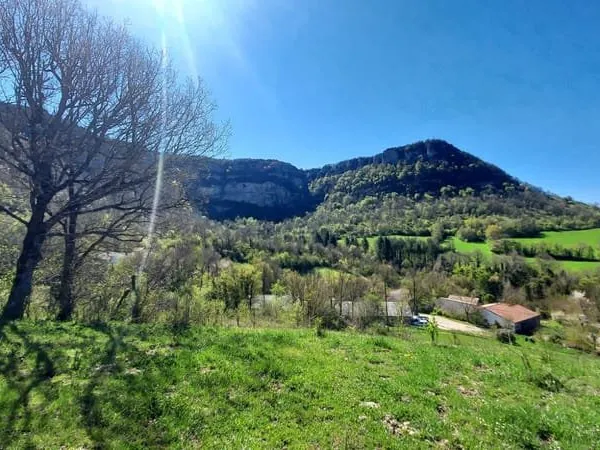 A VENDRE Plateau du Larzac - A 30mn de La Cavalerie et de l'