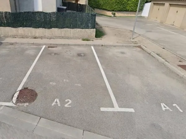 Stationnement Location Brignoles   50€