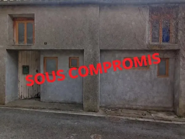 Maison de village avec jardin à Mouthoumet Gros Travaux à pr