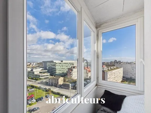 Appartement T3 Duplex - Dernier étage avec vue dégagée - Proche Tramway T2 Pont de Bezons