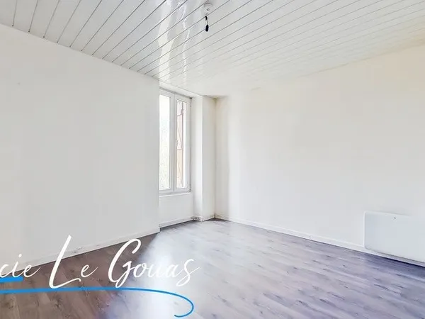 Appartement de 75m² 3 chambres, jardin et stationnement privatif
