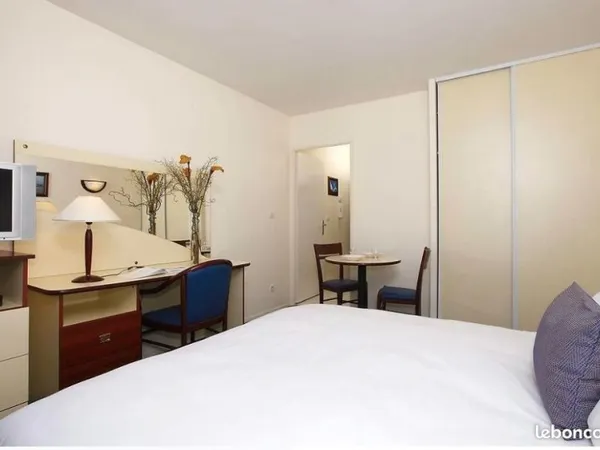Studio 1 pièce 21 m²