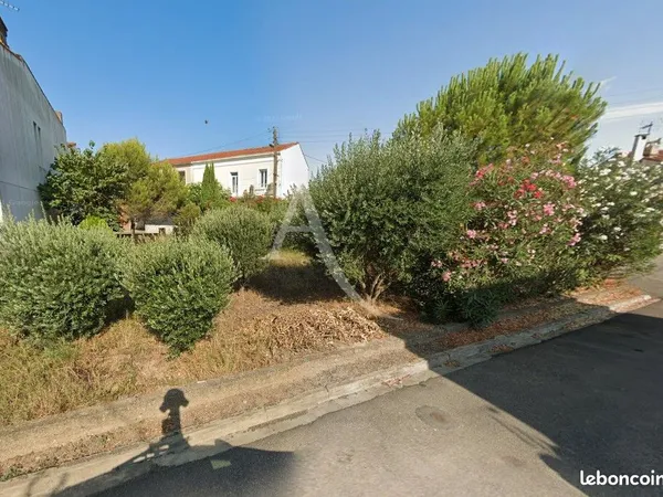 Terrain 271 m² PUICHERIC