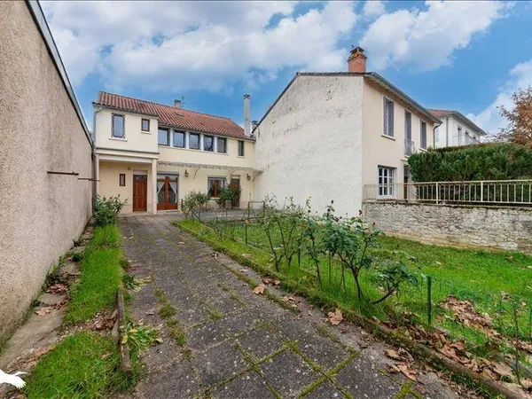 Maison 5 pièces 156 m²