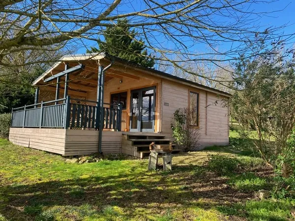 CHALETS DANS PARC RESIDENCIEL DE LOISIRS GERS