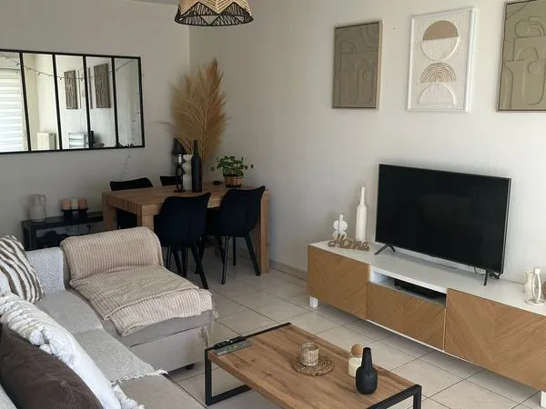 T2 44 m² + terrasse 10 m², vue dégagée, lumineux - La Buclée