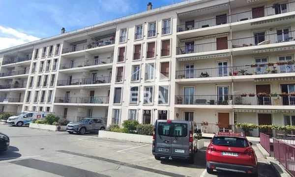 Appartement Dole 3 pièce(s) 67.54 m2, résidence sécurisée + box + parking + cave....