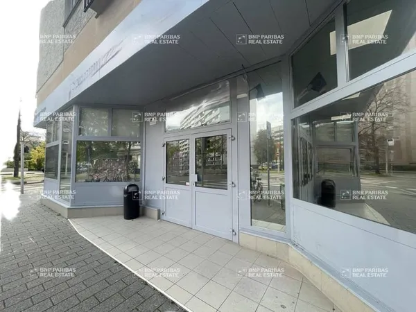 Bureau 452 m²