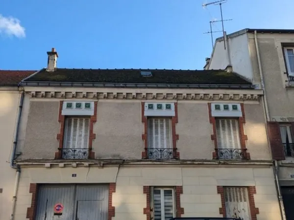 Maison 4 pièces 195 m²