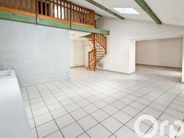 Appartement 5 pièces 103 m²