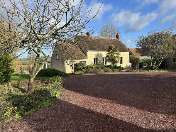 MAISON TRADITIONNELLE