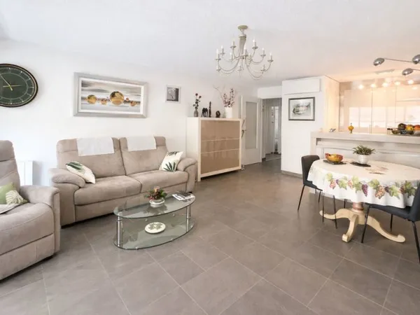 Appartement 4 pièces à vendre à Saint-Raphaël - Réf. 2759