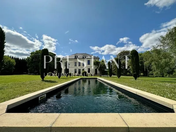 Maison et villa de prestige Vente La Réole 14p 655m² 2200000€