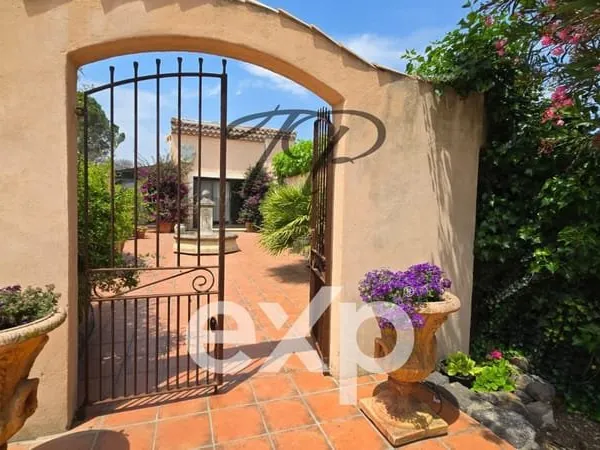 DOMAINE SUR 16000M²
