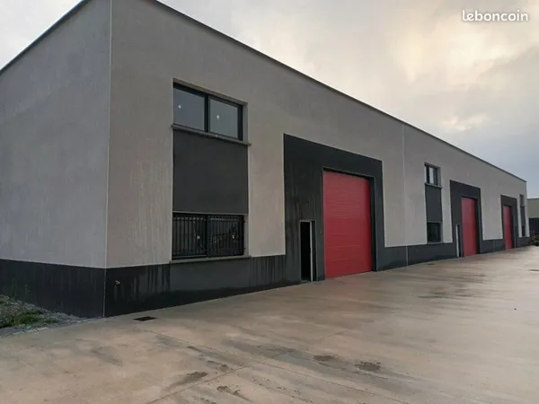 LOCAL D'ACTIVITE 444 m² VAL-DE-REUIL
