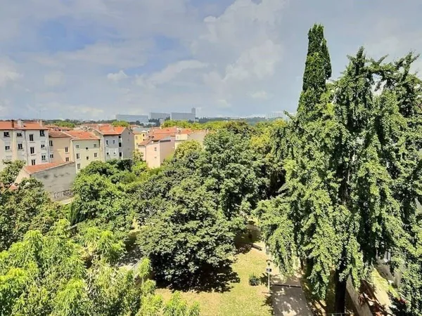 Appartement 4 pièces 79 m²