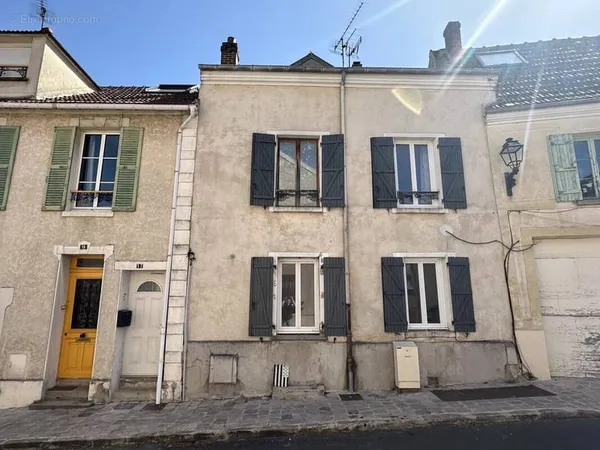 Maison de ville - COUPVRAY