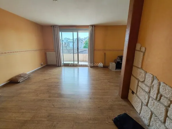 À vendre - T3 lumineux 83 m² avec garage - Pau centre
