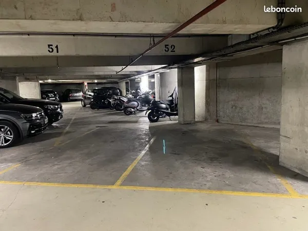 Place de parking 75014